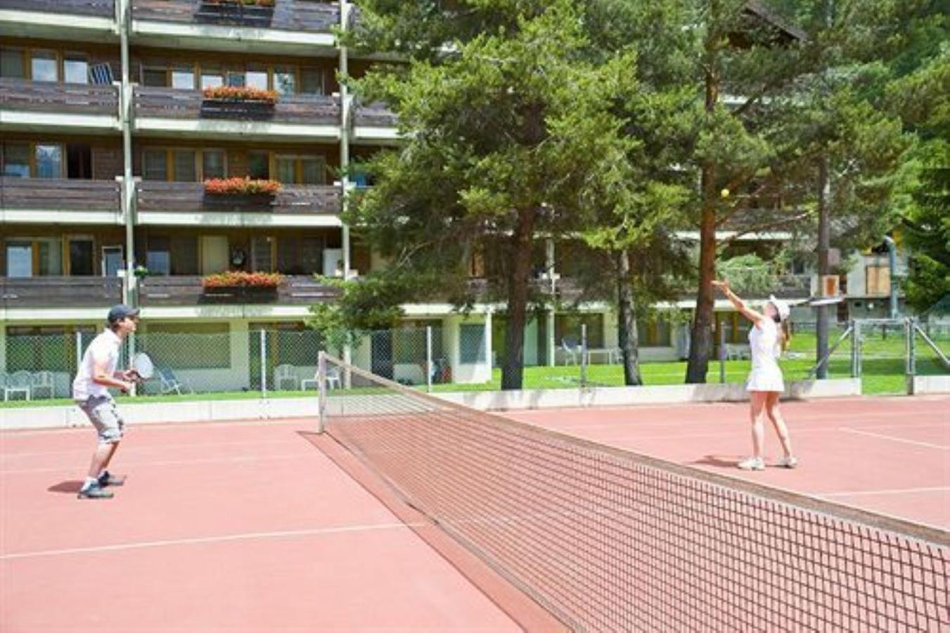 Monte Rosa Taesch, Apartments Mit Wellness Bereich エクステリア 写真