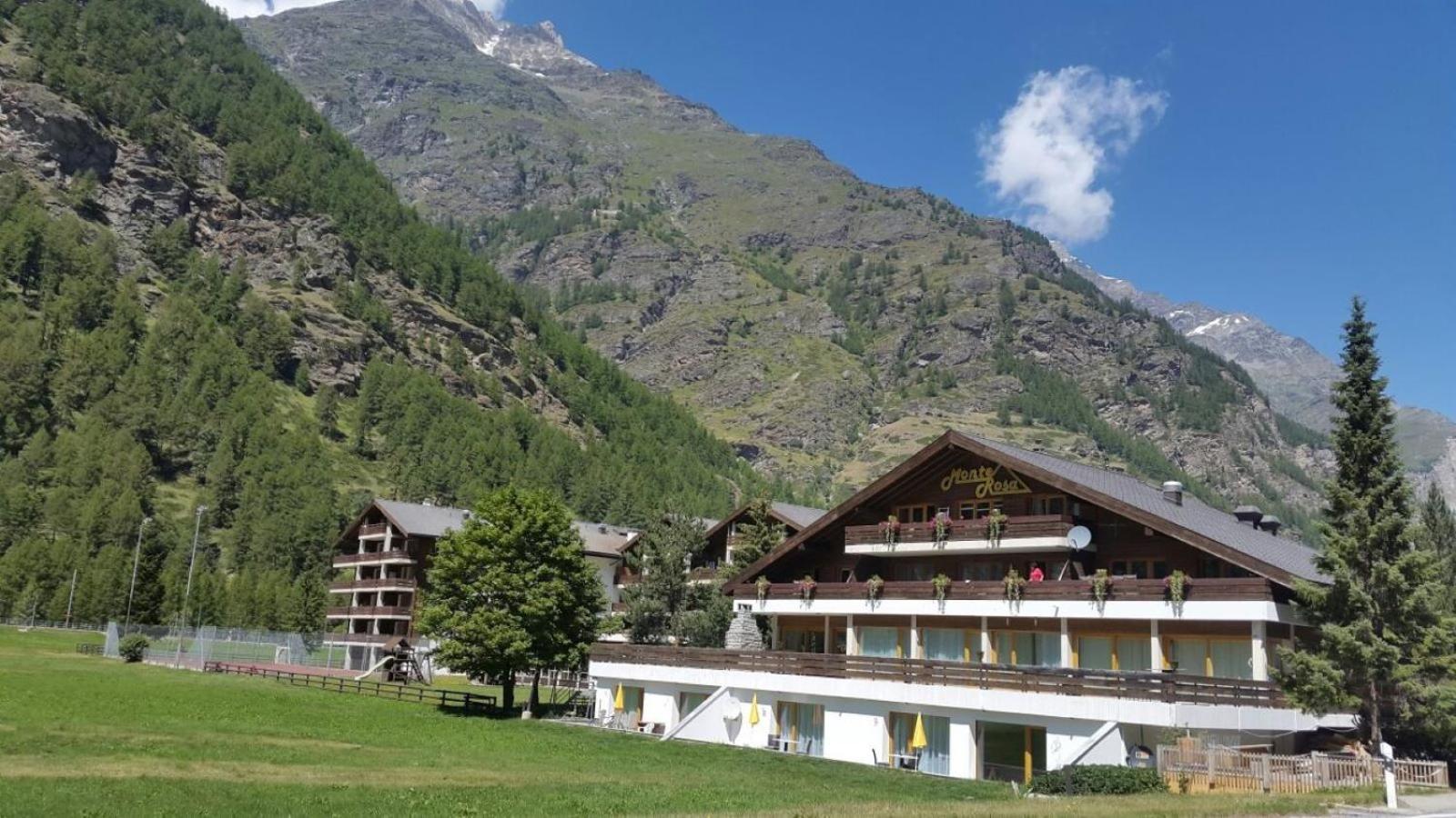 Monte Rosa Taesch, Apartments Mit Wellness Bereich エクステリア 写真