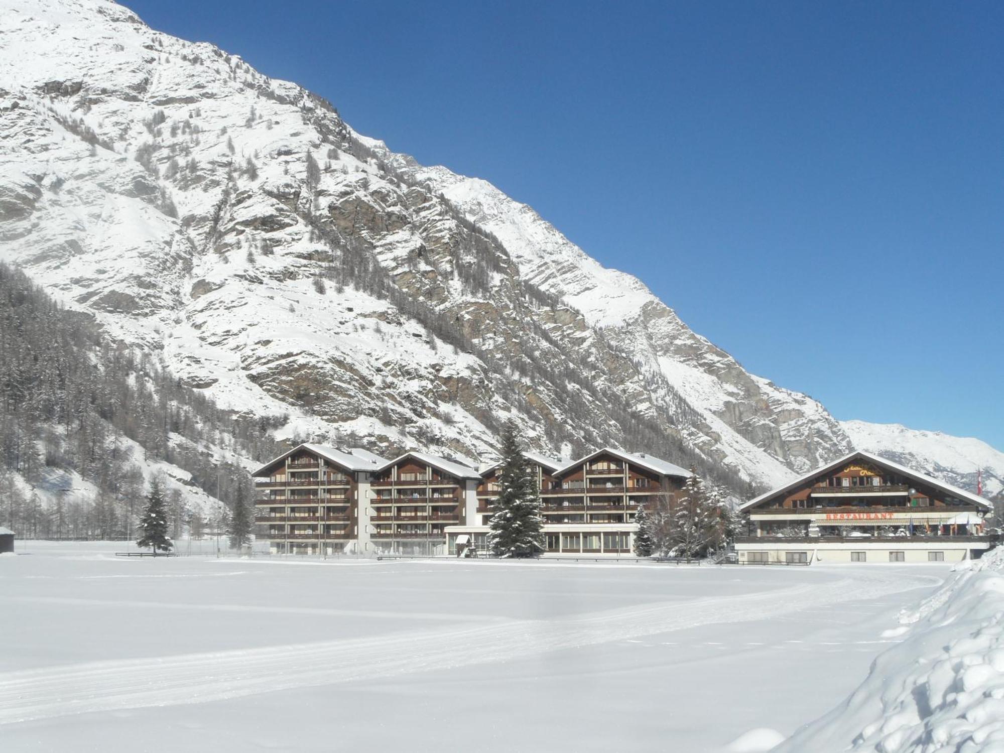 Monte Rosa Taesch, Apartments Mit Wellness Bereich エクステリア 写真